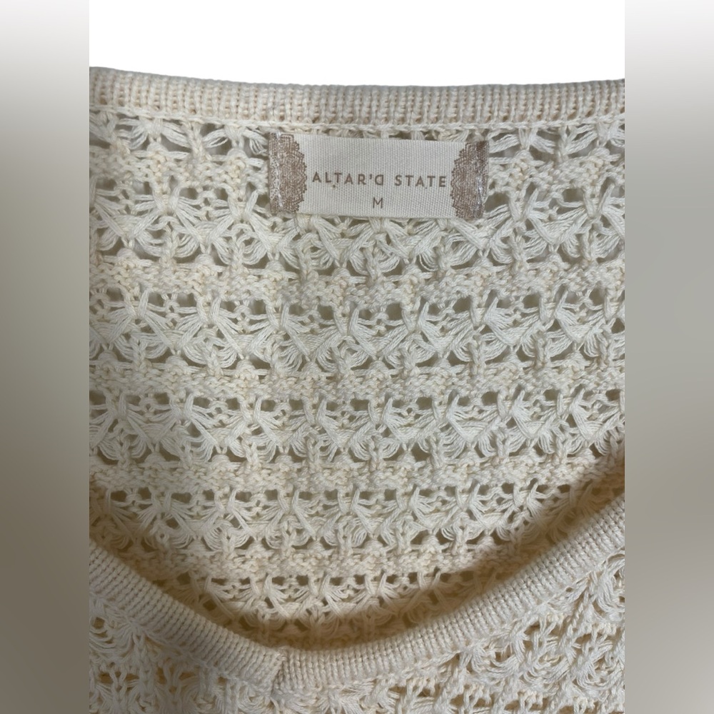 EUC Altar’d State Briella Knit Sweater Open Knit Crochet Cropped Ivory Size M - Picture 8 of 13